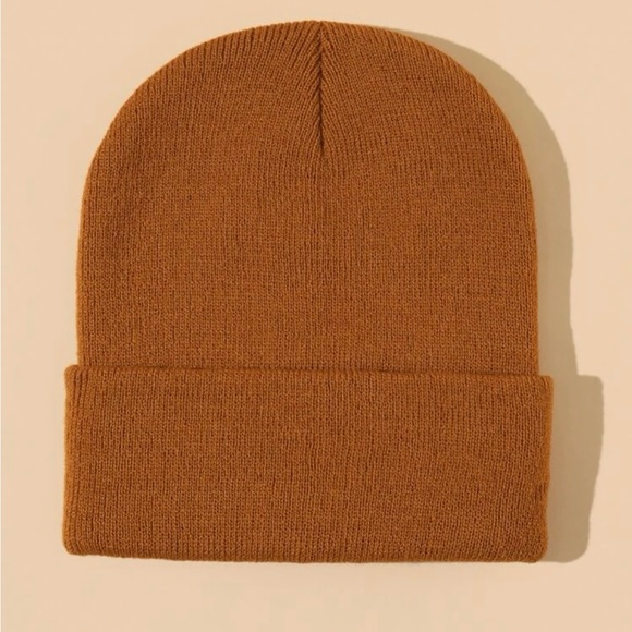 Winter Beanie ❄️ - Picture 5 of 9